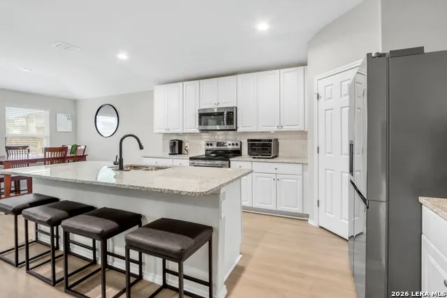 3200 Broad View Seguin, TX 78155